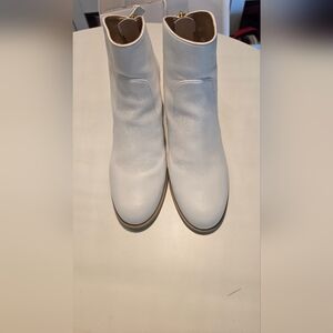 Stylish White Leather Boots